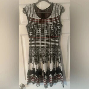 Women’s NIC‎ + ZOE Sweater Sleeveless Black/White/Orange Dress. Size Small.